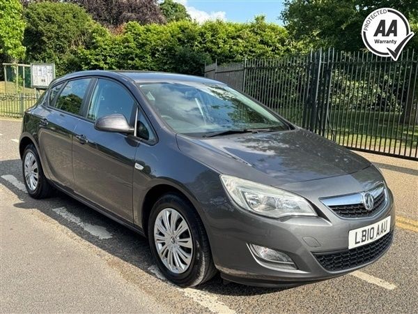 Grey Used 2010 Vauxhall Astra Hatchback | £5,495 (Fair price) - Image 1/1