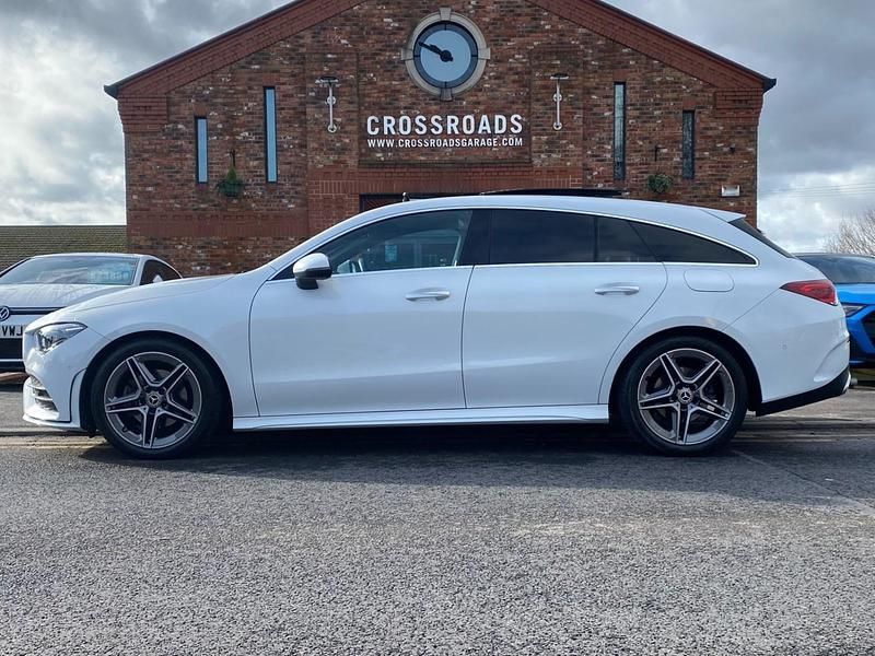Used Mercedes CLA180 Shooting Brake AMG Line Premium Plus 136 HP (100 kW) 2021 Digital white Estate