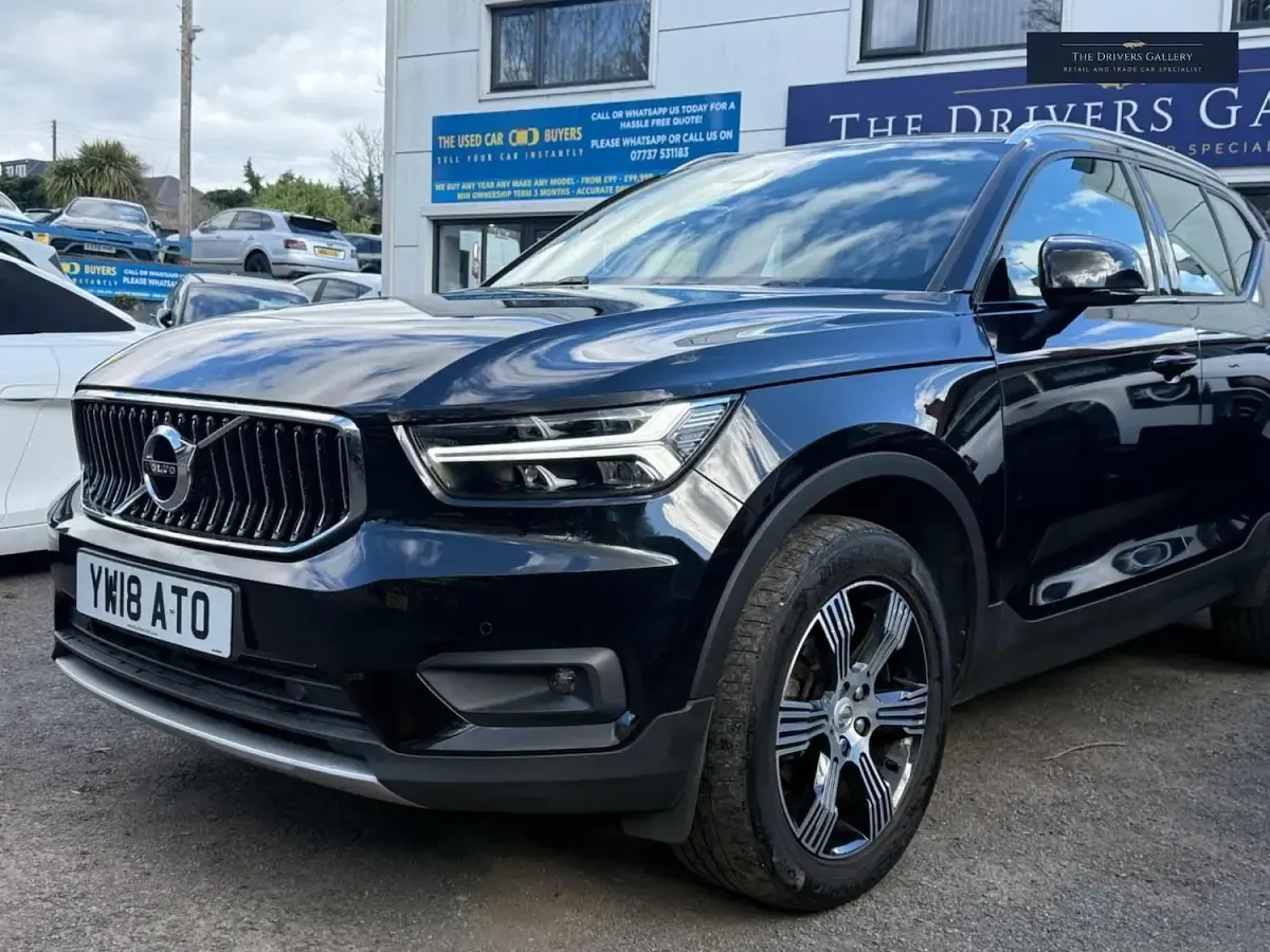 Used Volvo XC40 Inscription 150 HP (110 kW) 2018 Black SUV