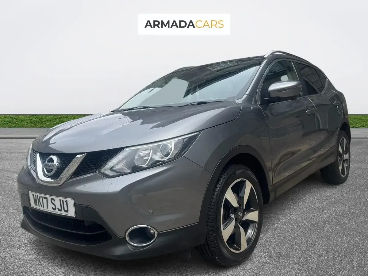 Used Nissan Qashqai N-Connecta 110 HP (80 kW) 2017 Grey SUV