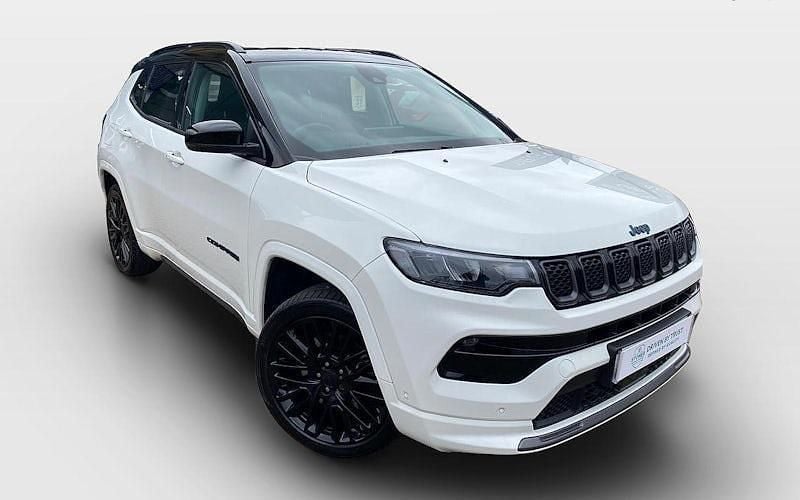 Used Jeep Compass 241 HP (177 kW) 2023 White/black SUV