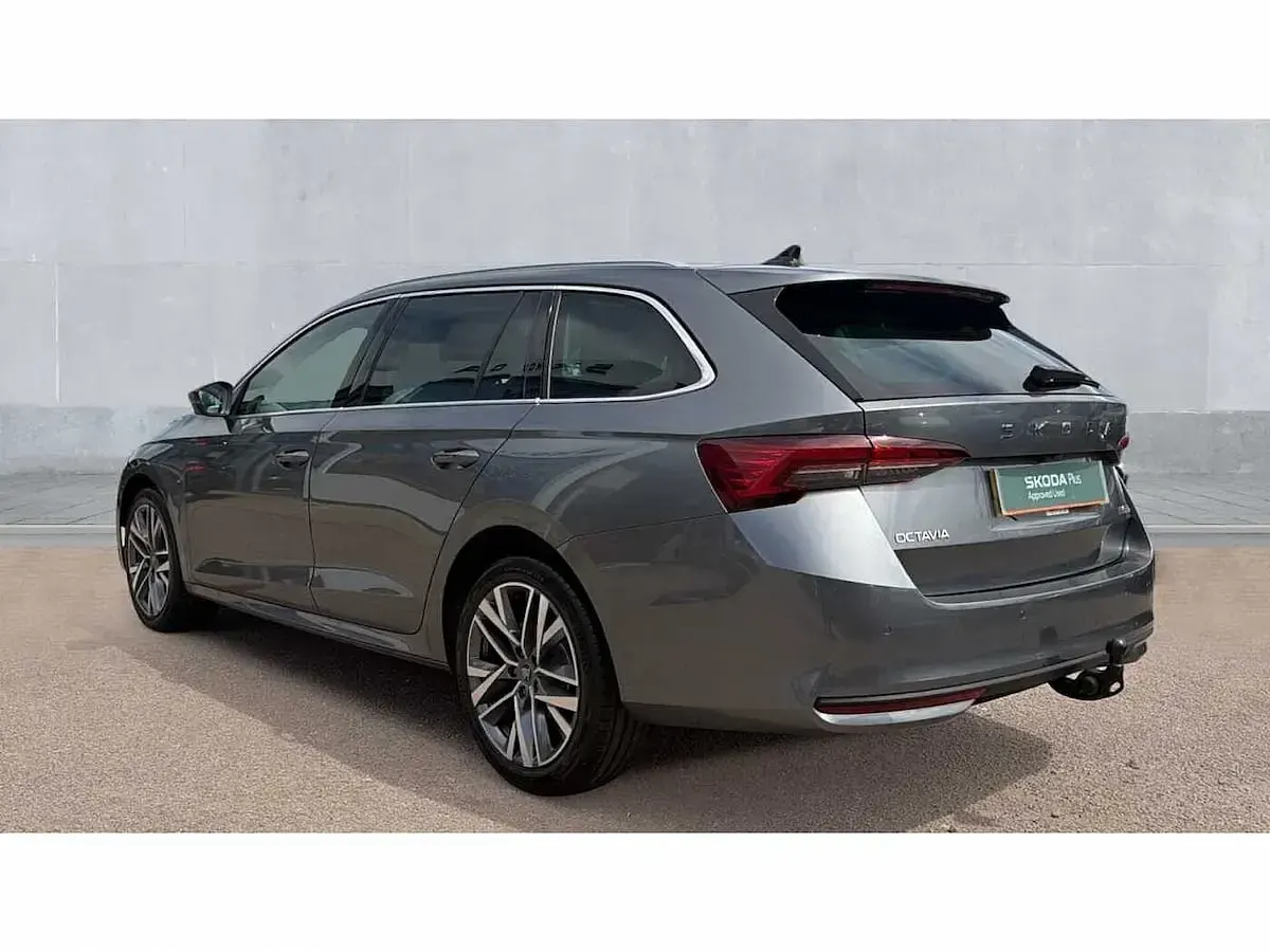 New Skoda Octavia SE L 147 HP (108 kW) 2026 Graphite grey metallic Estate