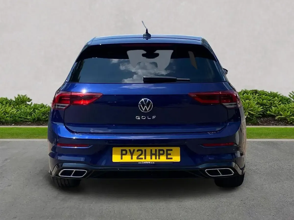 Used VW Golf VIII R-line 150 HP (110 kW) 2021 Blue Hatchback