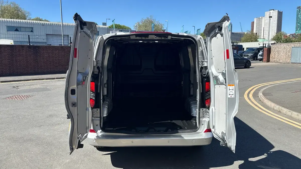 Usado Ford Transit Custom Limited 232 HP (170 kW) 2025 Van
