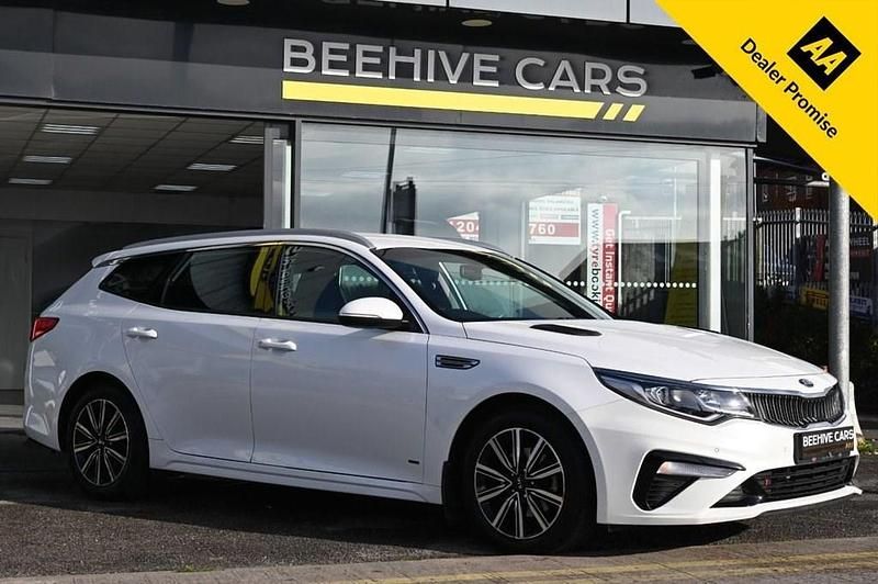 White Used 2019 Kia Optima Estate | £7,950 - Image 1/3