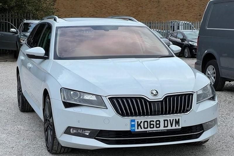 White Used 2019 Skoda Superb SE L Executive Estate | £10,995 (Super price) - Image 1/1