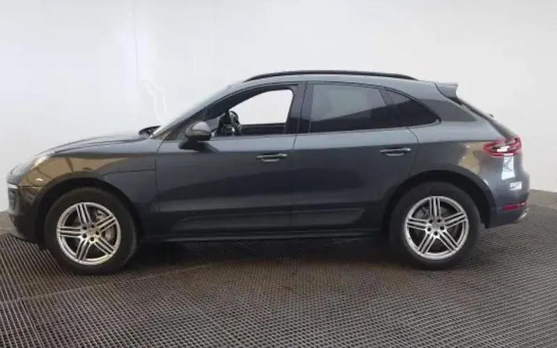 Used Porsche Macan 345 HP (253 kW) 2017 Grey SUV