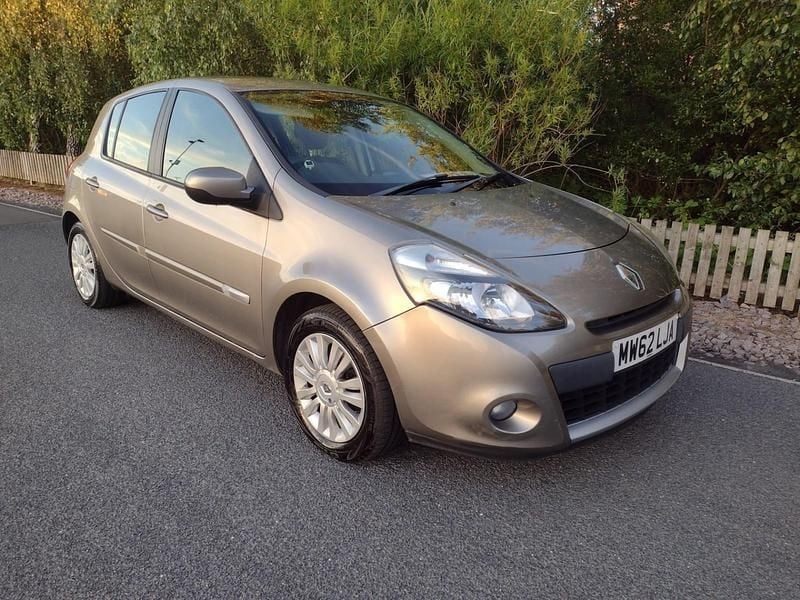Beige Used 2012 Renault Clio IV Expression+ Hatchback | £1,995 (Fair price) - Image 1/4