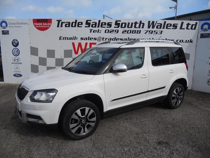 Used Skoda Yeti 170 HP (125 kW) 2015 White SUV