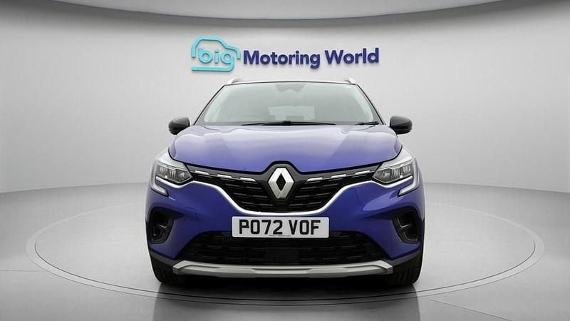 Used Renault Captur Techno 90 HP (66 kW) 2022 Blue/black SUV