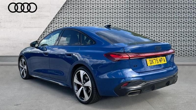 Used Audi A5 Sportback Advanced 204 HP (150 kW) 2025 Blue Hatchback