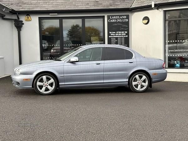 Blue Used 2009 Jaguar X-type SE Sedan | £3,995 (Fair price) - Image 1/4