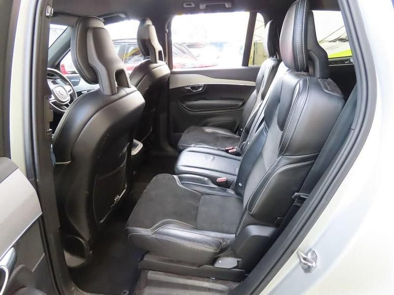 Used Volvo XC90 R-Design 235 HP (172 kW) 2018 Silver SUV