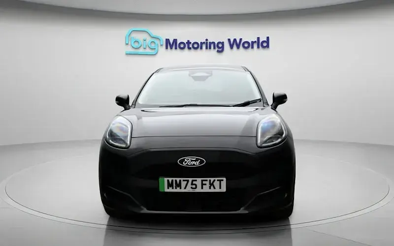 Käytetty Ford Puma Select 122 kW (167 HP) 2025 Katumaasturi