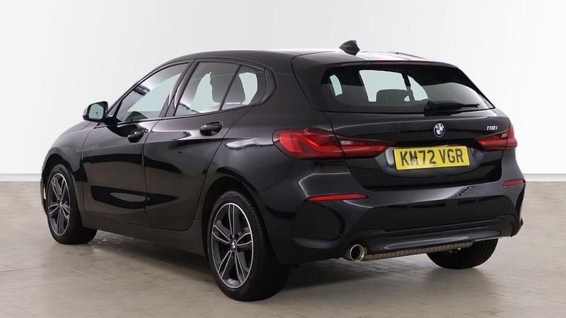 Used BMW 118 Sport Line 134 HP (98 kW) 2022 Black Hatchback