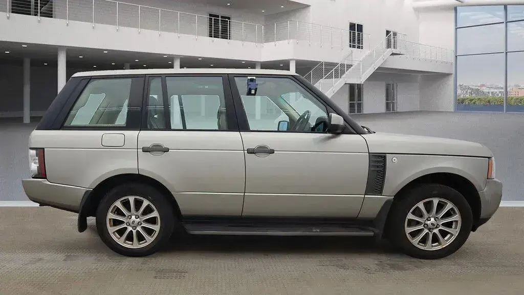 Used Land Rover Range Rover Vogue 313 HP (230 kW) 2011 Gold SUV