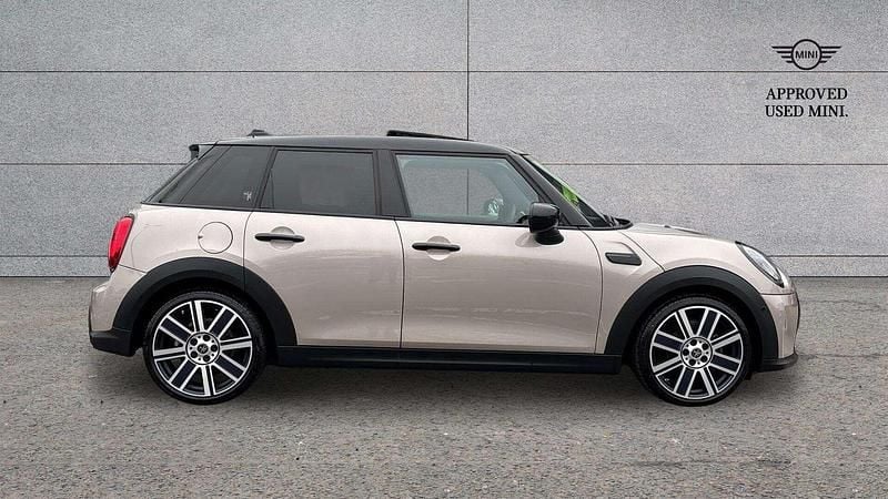 Used Mini Cooper Exclusive 134 HP (98 kW) 2024 Grey Hatchback
