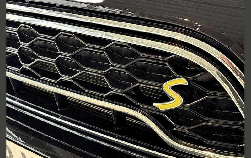 Begagnad Mini Cooper S Countryman 221 HK (162 kW) 2018 Svart SUV