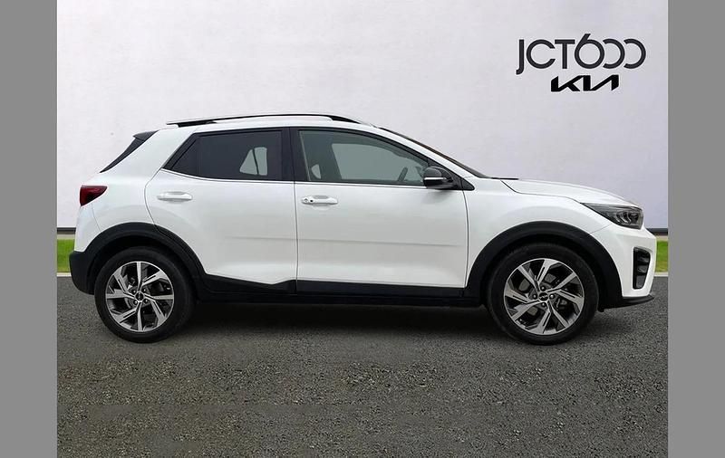Used Kia Stonic GT-Line S 117 HP (86 kW) 2024 White SUV