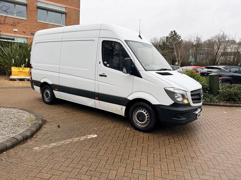 Used Mercedes Sprinter 140 HP (102 kW) 2018 White Van