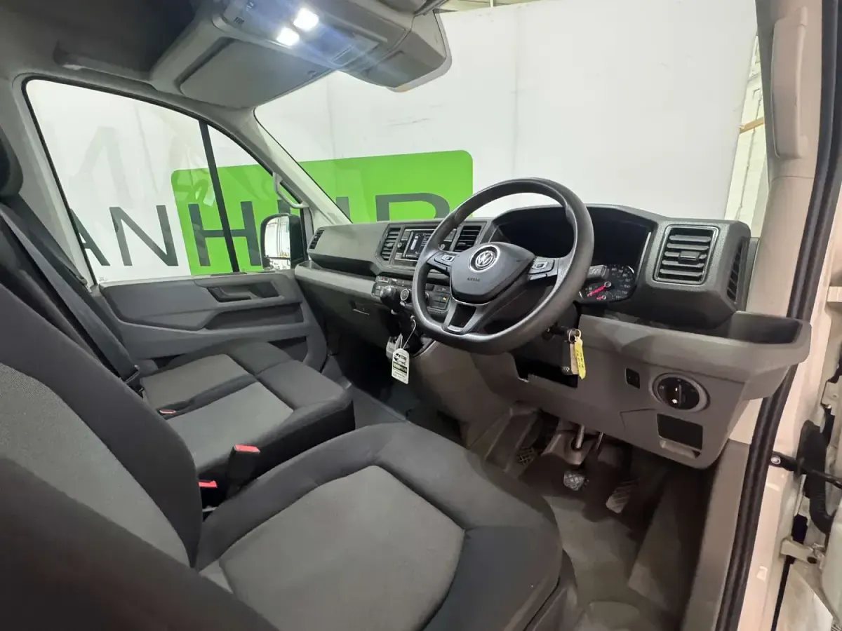 Used VW Crafter Trendline 140 HP (102 kW) 2023 White Van
