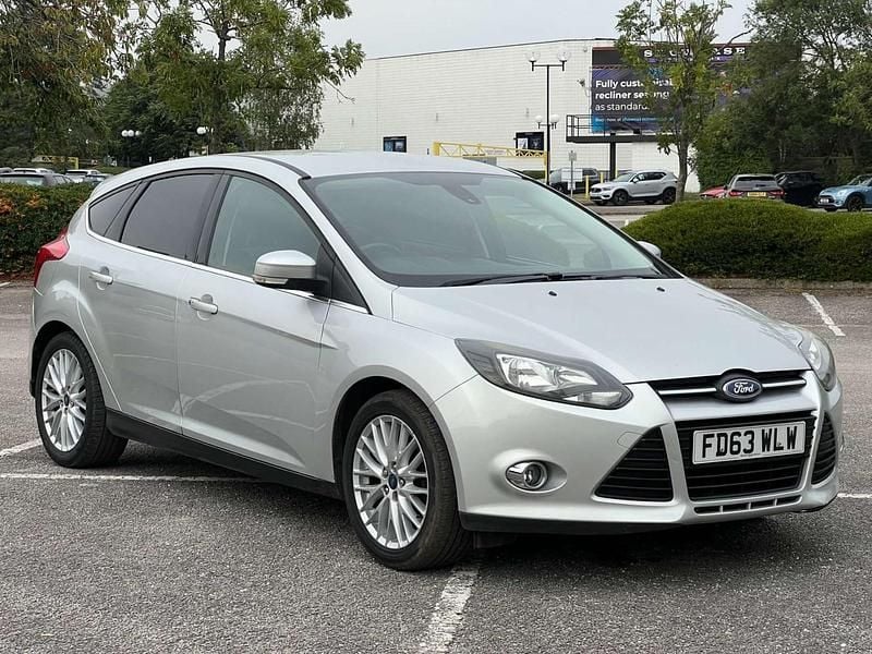 Silver Used 2014 Ford Focus Zetec Hatchback | £2,790 (Good price) - Image 1/4