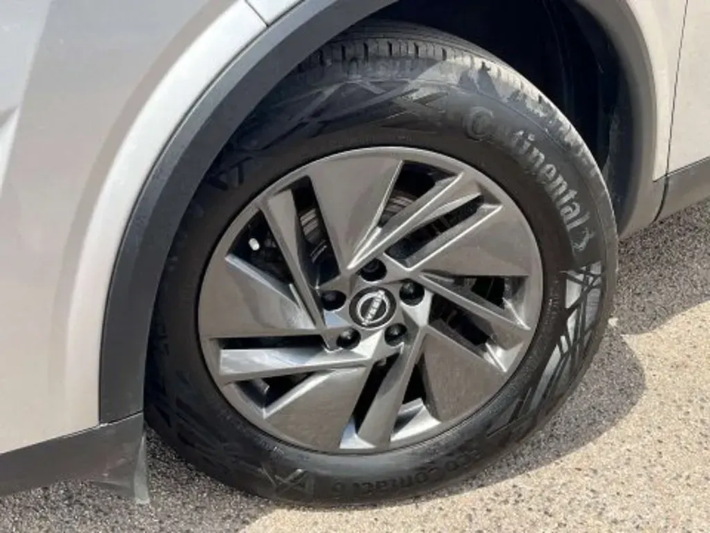 Used Nissan Qashqai Acenta Premium 2026 Silver SUV