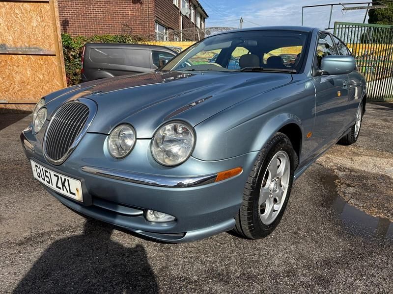 Begagnad Jaguar S-Type SE 238 HK (175 kW) 2001 Blå Sedan