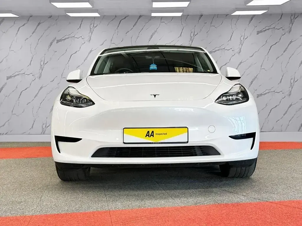 Usado Tesla Model Y RWD 254 kW (346 HP) 2023 Branco SUV