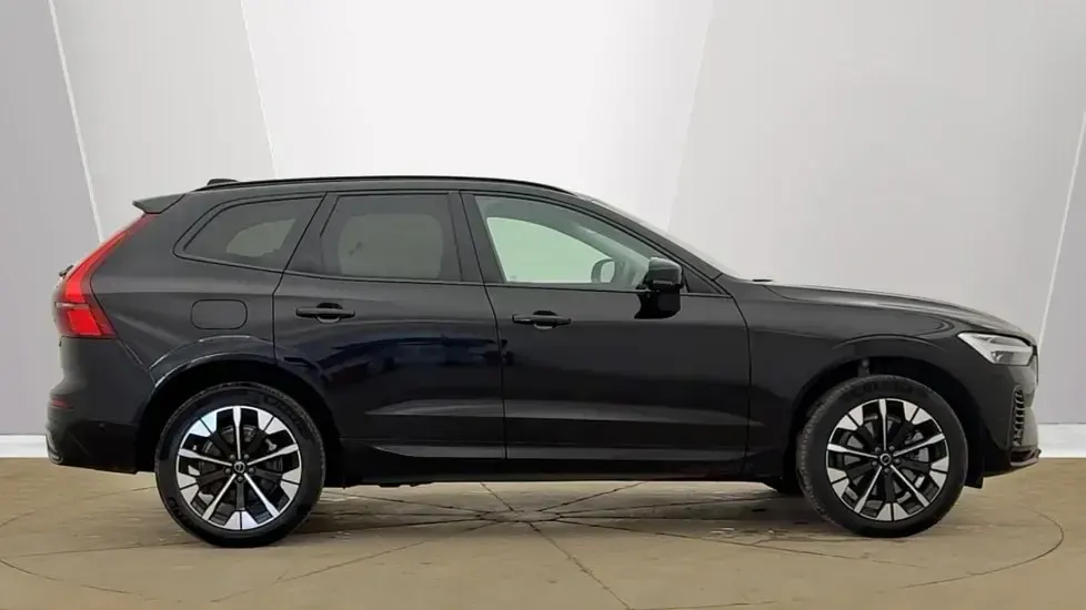 Used Volvo XC60 Ultra 455 HP (334 kW) 2025 Black SUV