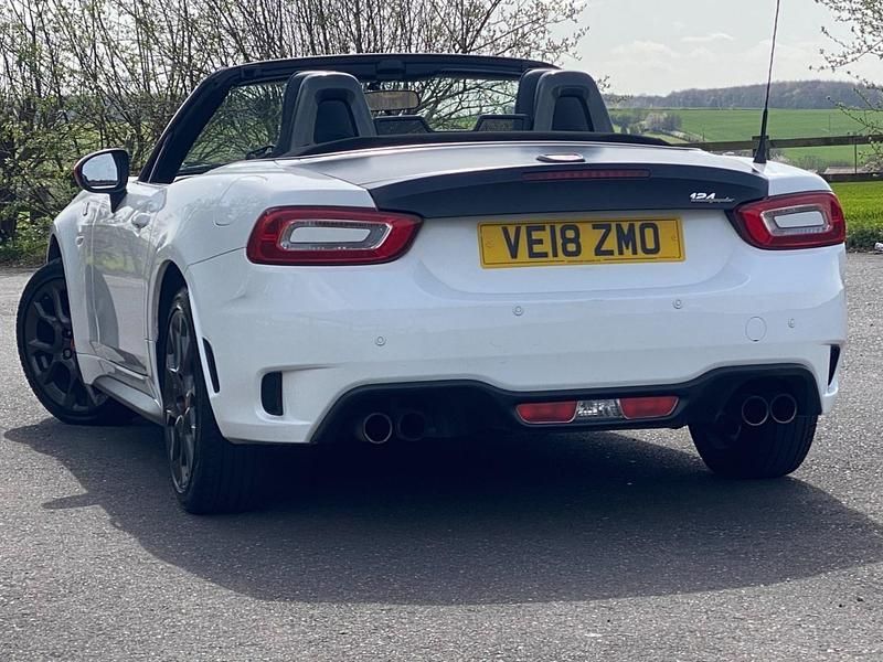 Used Abarth 124 Spider 170 HP (125 kW) 2018 Turini 1975 white Cabriolet