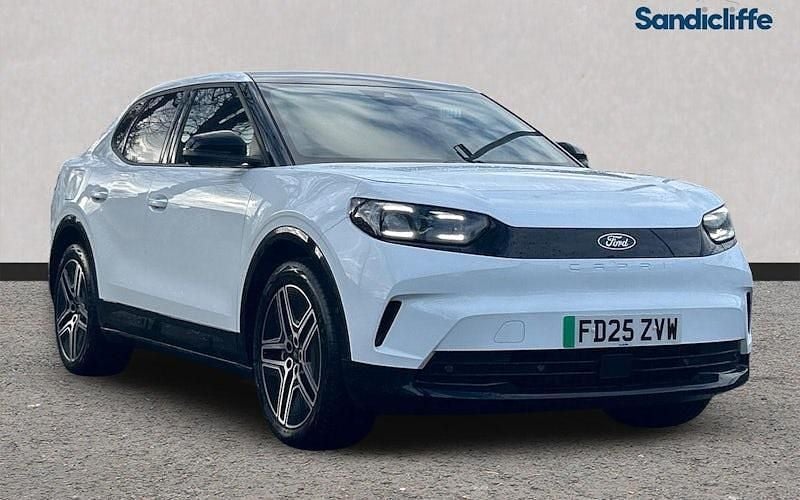Frozen white (standard paint) Used 2025 Ford Capri Extended Range SUV | £30,660 (Good price) - Image 1/4