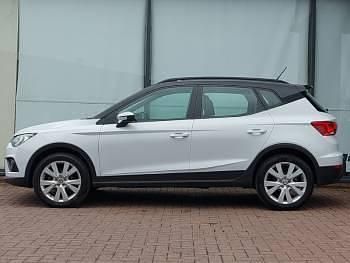 Used Seat Arona SE Technology 115 HP (84 kW) 2019 White SUV