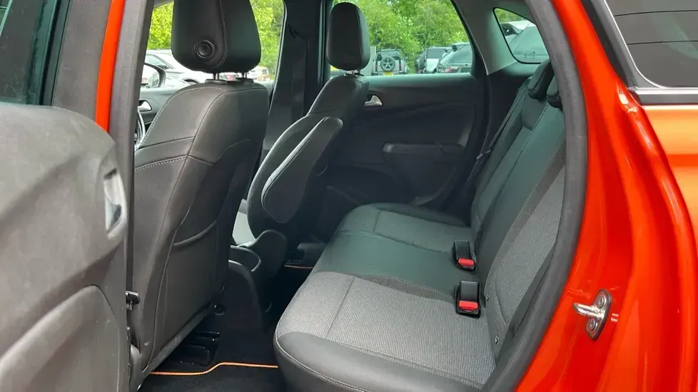 Used Vauxhall Crossland Edition 130 HP (95 kW) 2022 Orange SUV