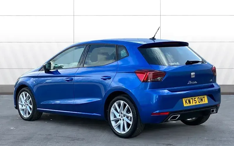 Nowe Seat Ibiza FR 116 KM (85 kW) 2025 Niebieski Hatchback