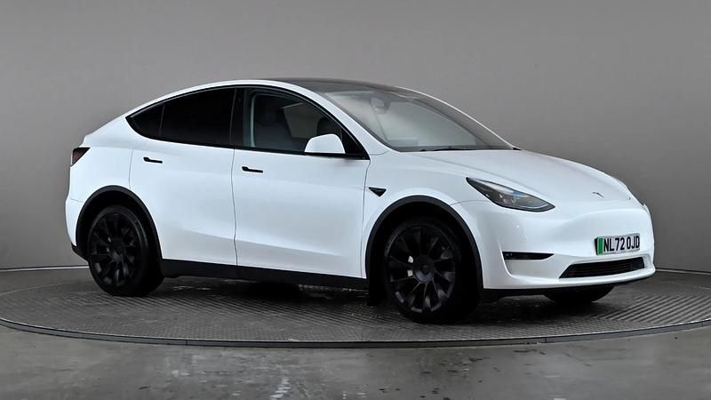 White Used 2022 Tesla Model Y Long Range AWD SUV | £22,298 (Fair price) - Image 1/3