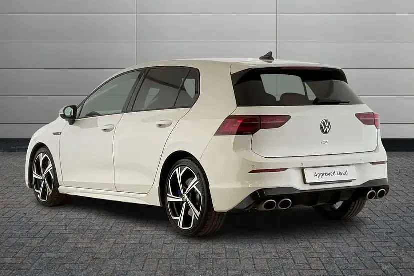 Used VW Golf VIII R 320 HP (235 kW) 2021 Pure white Hatchback