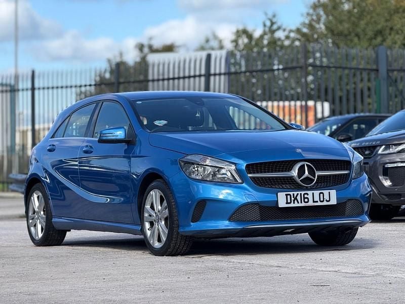 Blue Used 2016 Mercedes A180 Hatchback | £9,588 (Good price) - Image 1/4