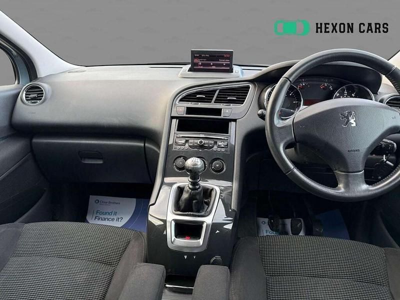 Used Peugeot 5008 Sport 112 HP (82 kW) 2011 Blue MPV