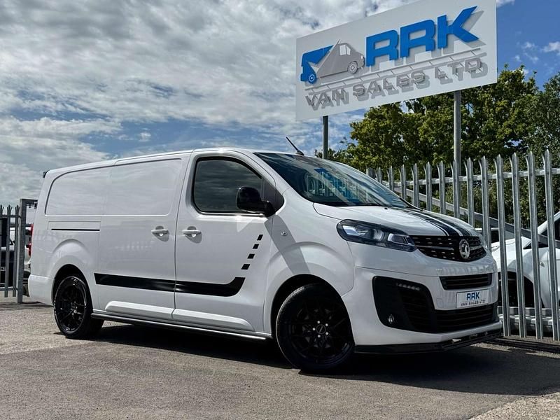 White Used 2022 Vauxhall Vivaro Sportive Van | £14,490 (A bit pricey) - Image 1/3