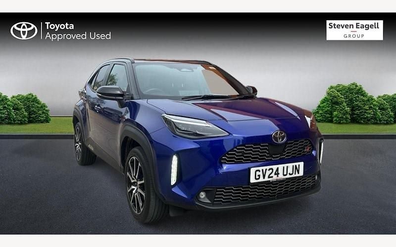 Used 2025 Toyota Yaris Hybrid Sport Estate | £26,308 (Fair price) - Image 1/4