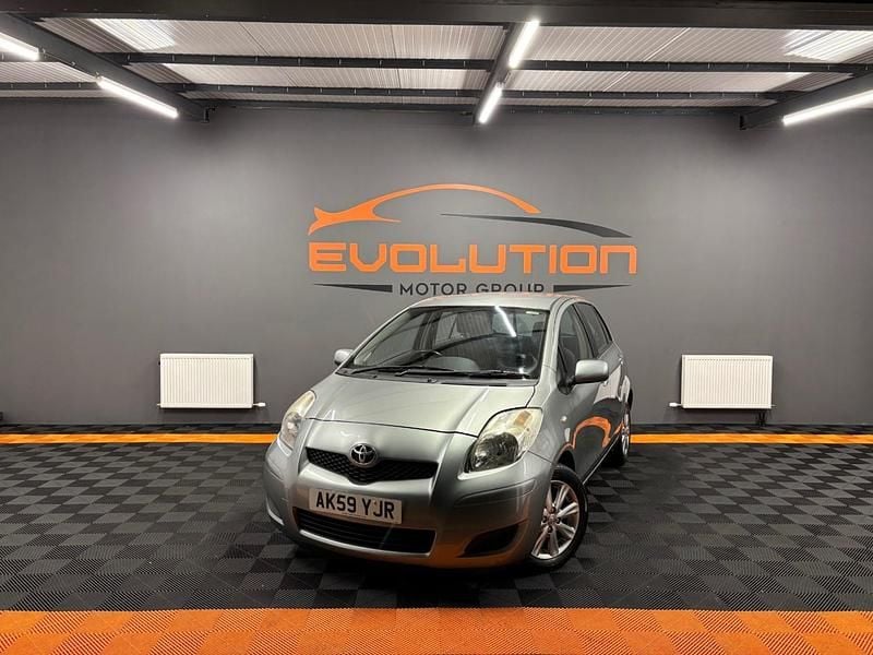 Used Toyota Yaris 2009 Silver Hatchback