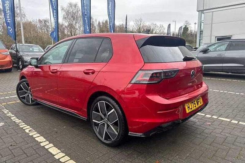 Used VW Golf VIII 150 HP (110 kW) 2025