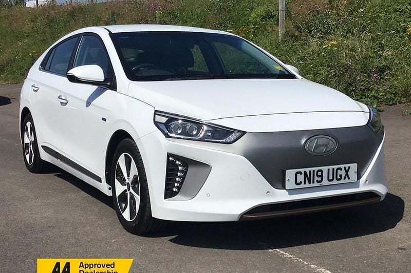 Used 2019 Hyundai Ioniq Premium SE Sedan | £8,795 (Fair price) - Image 1/1