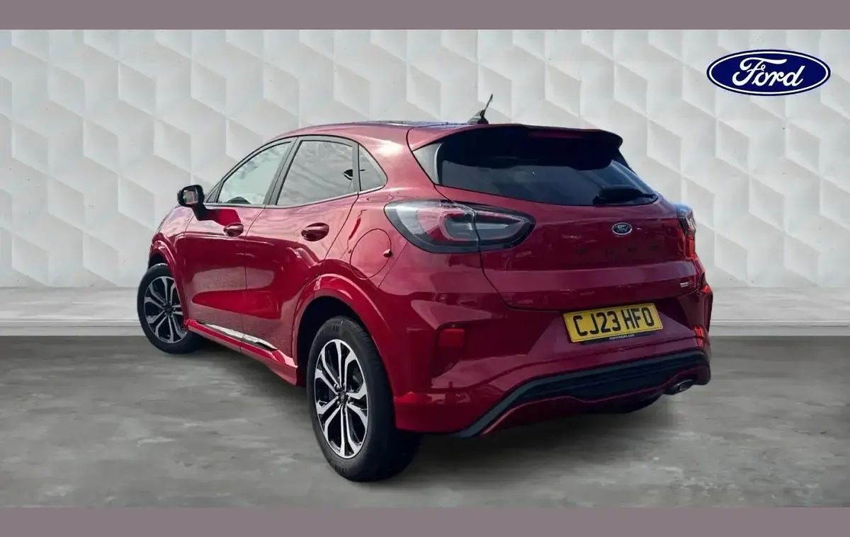 Usado Ford Puma ST-Line 125 CV (91 kW) 2023 Rojo SUV