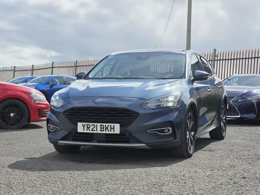 Used Ford Focus Active X 120 HP (88 kW) 2021 Blue Hatchback