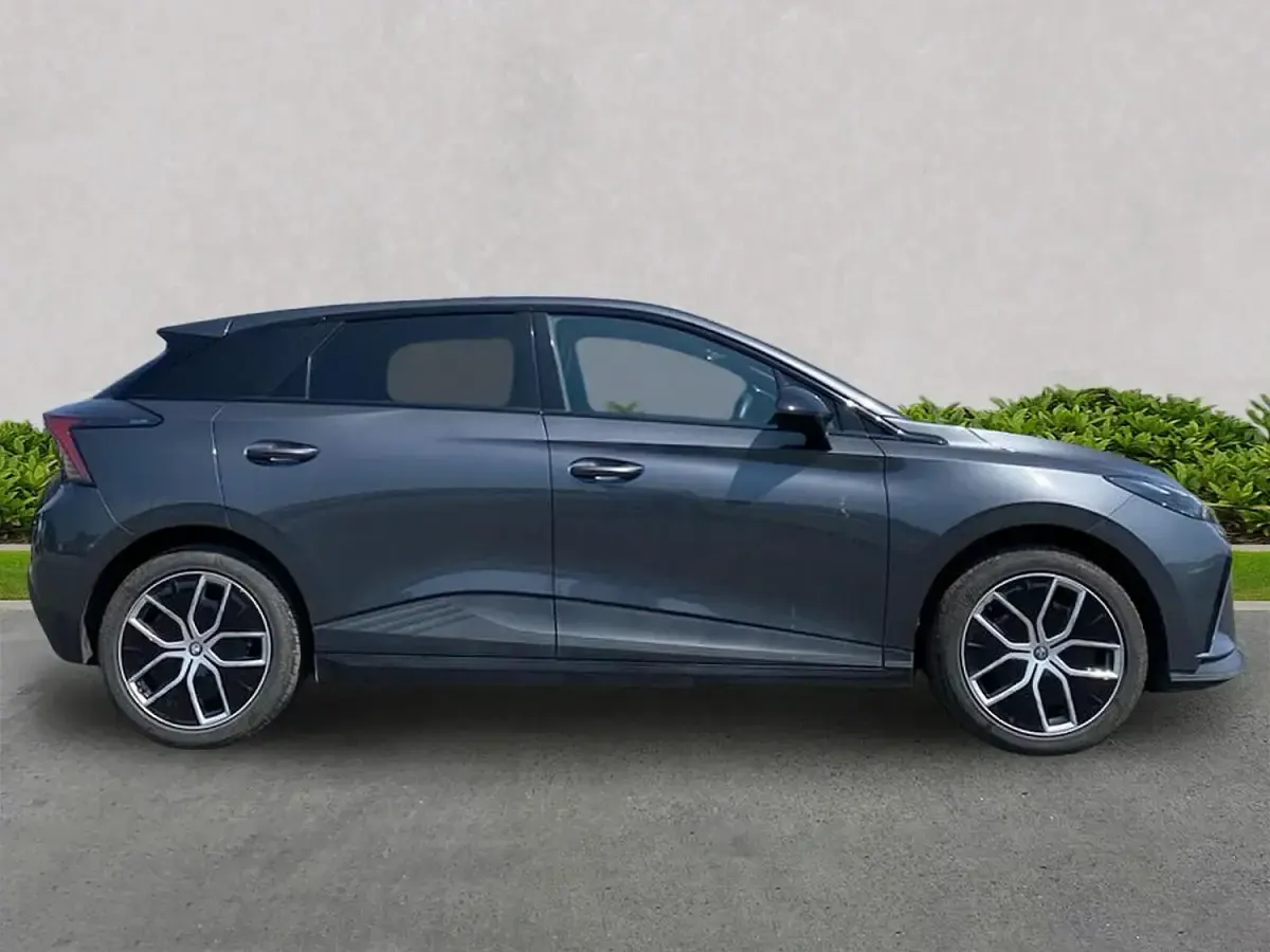Used MG MG4 EV Trophy 63 kW (87 HP) 2023 Grey Hatchback