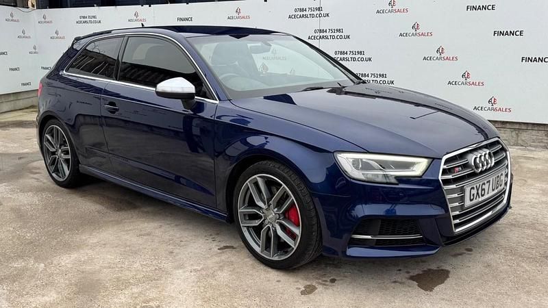 Used Audi S3 Sportback Comfort 2017 Blue Hatchback