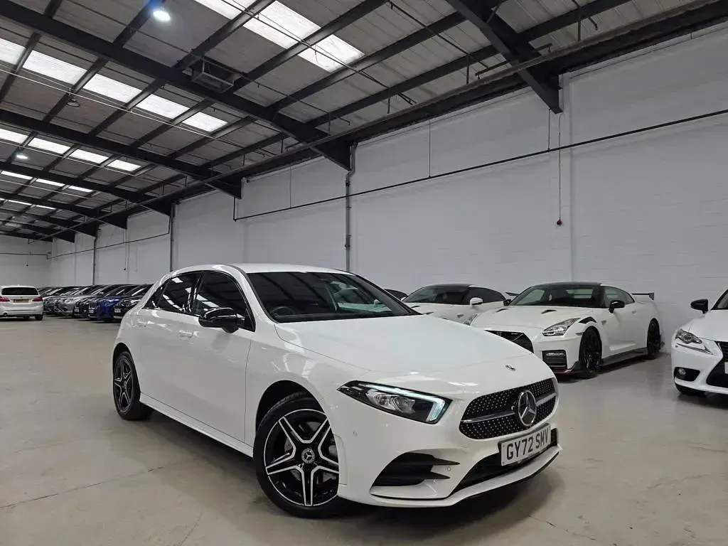 Used Mercedes A250 Executive 214 HP (157 kW) 2022 White Hatchback