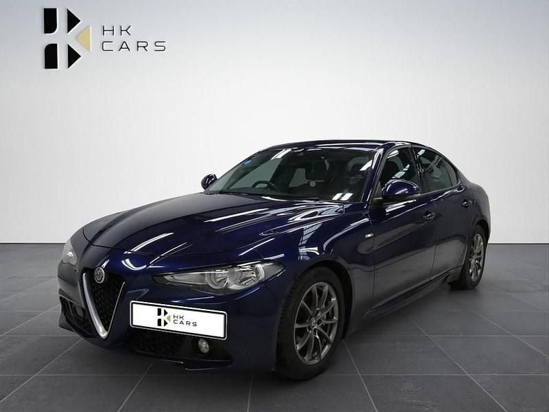 Used Alfa Romeo Giulia Saloon Super 200 HP (147 kW) 2017 Blue Sedan